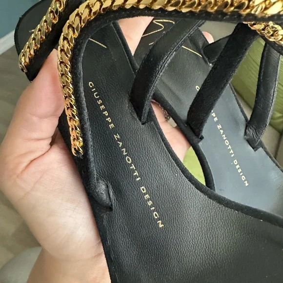 Giuseppe Coline Gold Chain Suede Sandal - Picture 5 of 6